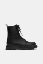 Botas acordonadas forradas.webp