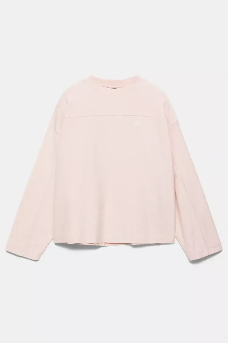 Sudadera STWD cuello redondo.webp Sudadera STWD cuello redondo.webp