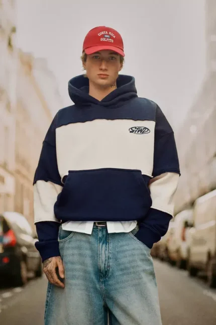 Sudadera capucha paneles STWD Studio 1.webp