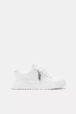 Zapatillas de skate adornadas de STWD.webp
